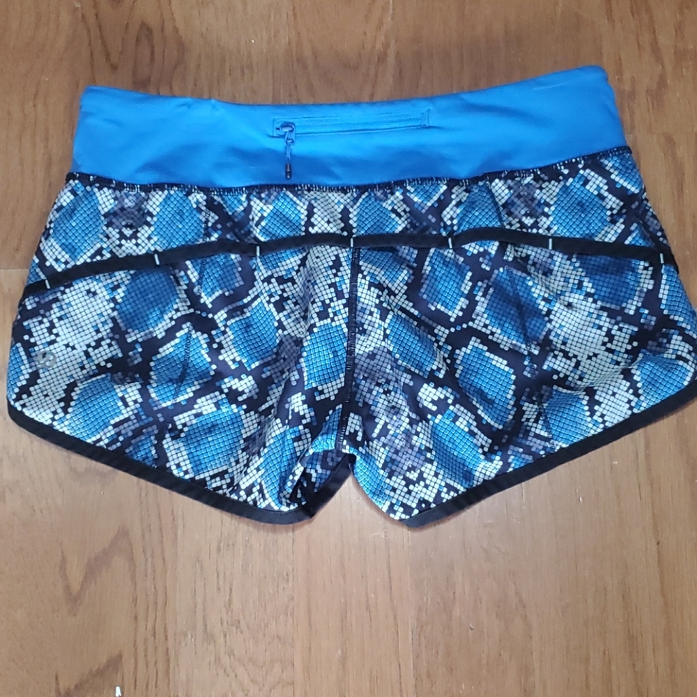 🍋Lululemon🍋 speed short 2in inseam sz 6